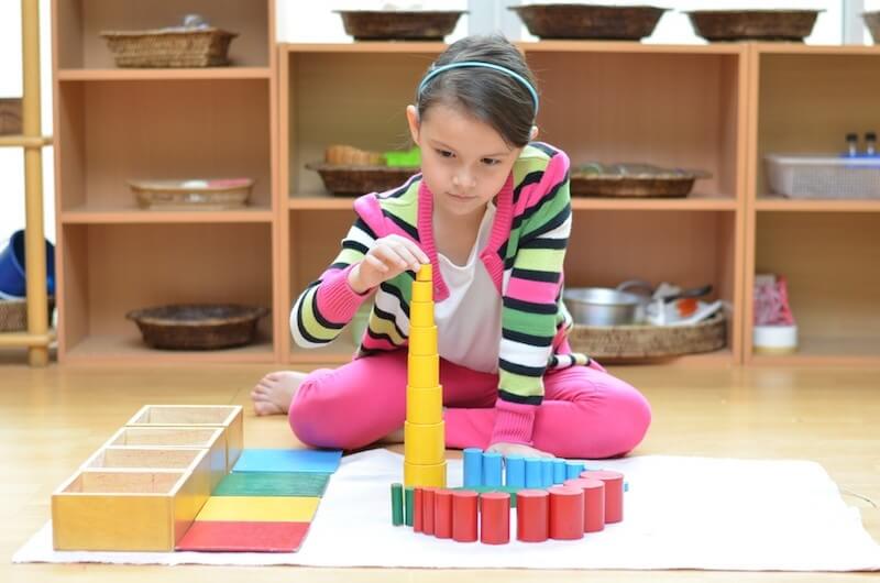 Montessori Oyuncakları Nedir ve Neden Önemlidir?